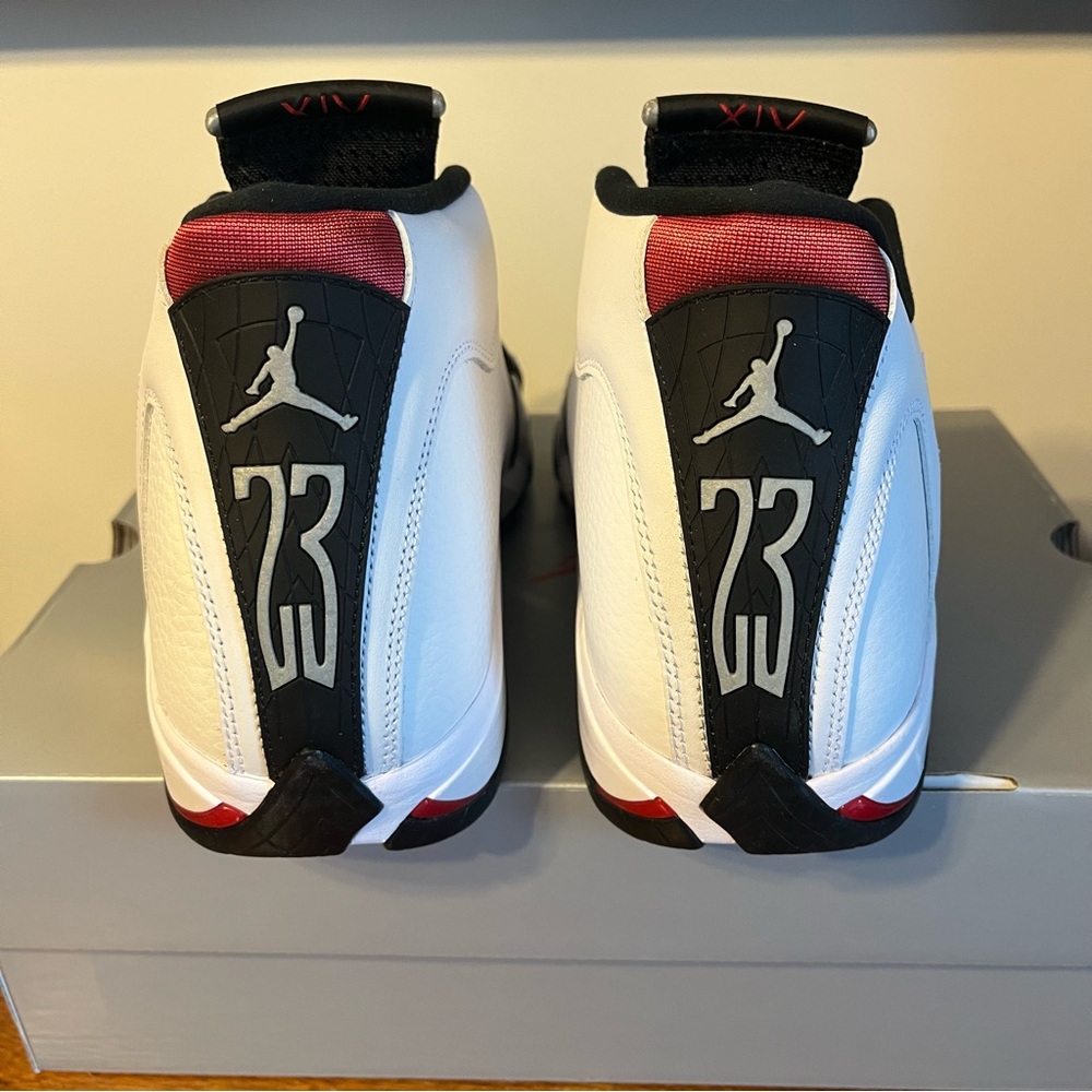 JORDAN Retro 14 Black Toe - Picture 6 of 11